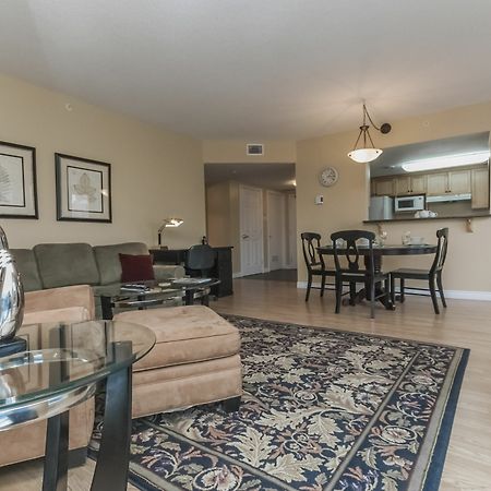 Premiere Suites Moncton Buitenkant foto