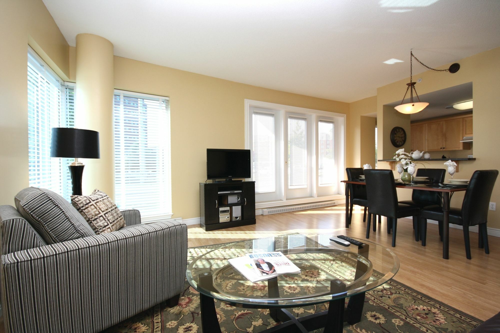 Premiere Suites Moncton Buitenkant foto